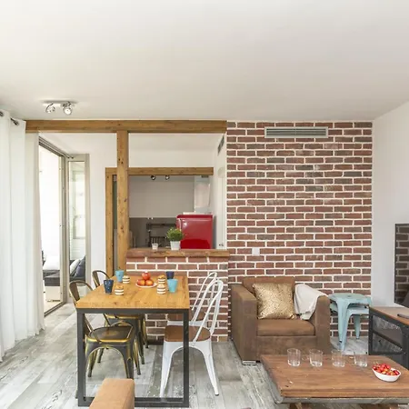 Apartman Ambassador By Interhome
