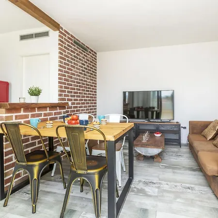 Ambassador Primera Linea Playa By Interhome Apartmán